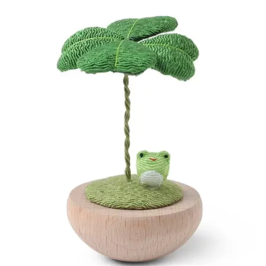 Miya Company Lucky Clover & Frog Figurine - Handcrafted Decorative Statue for Home & Garden